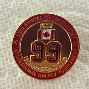 NEW 38th Annual Wayne Gretzky International Hockey Tournament 2007 Lapel Hat Pin